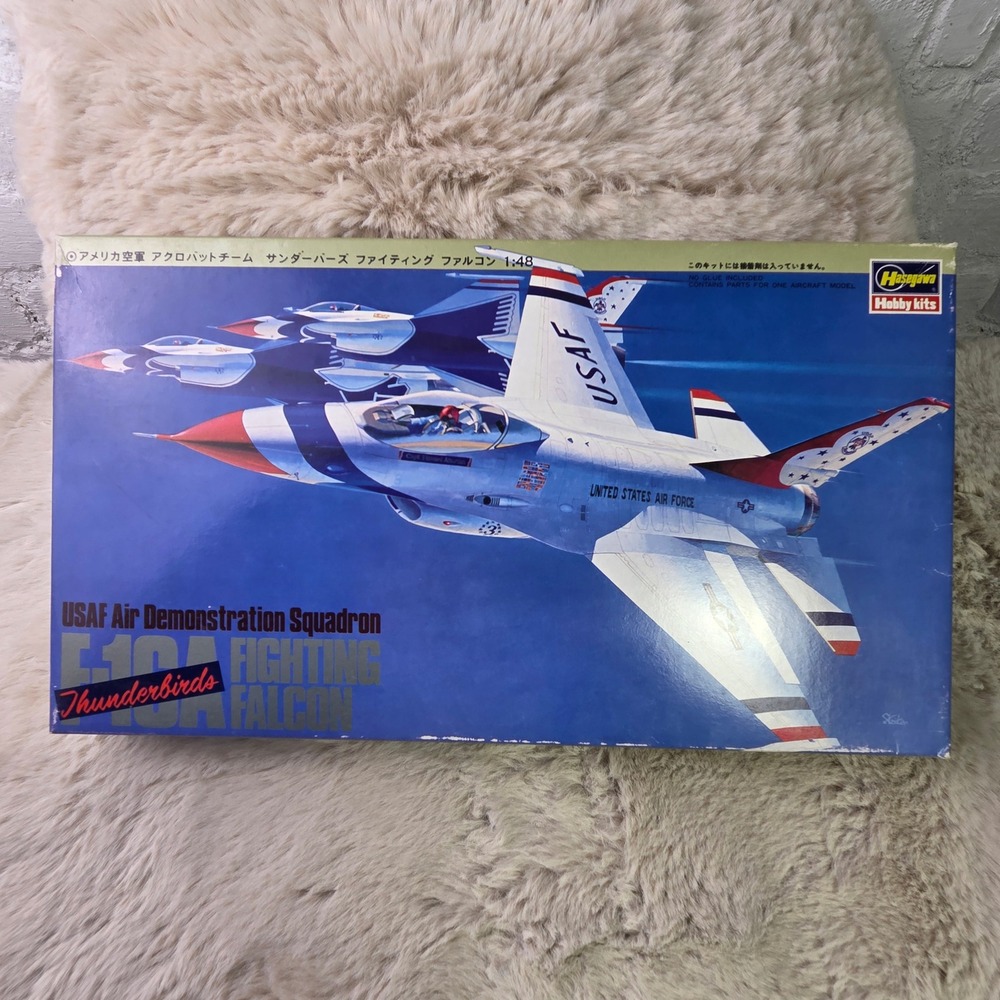 Hasegawa 1:48 F-16A Fighting Falcon Thunderbirds USAF Model Kit V002 V2 Vintage